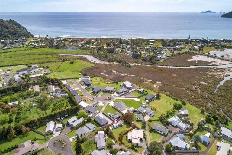 Photo of property in 8 Willow Grove, Tairua, 3508