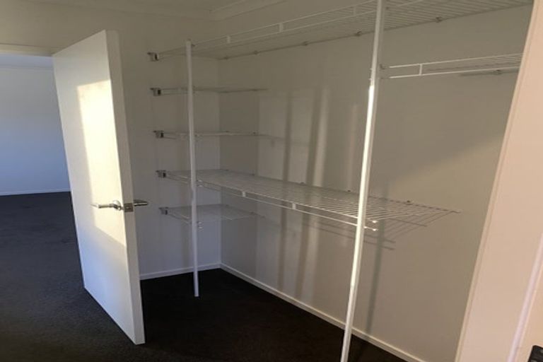 Photo of property in 8 Albatross Lane, Welcome Bay, Tauranga, 3112
