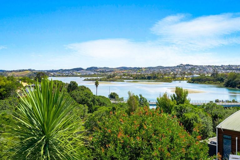 Photo of property in 44 Amorino Drive, Red Beach, 0932