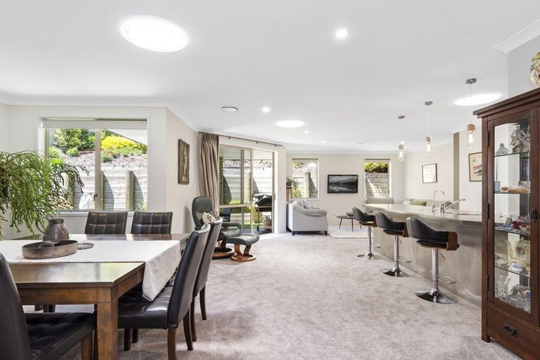 Photo of property in 28 Cotswold Place, Ohauiti, Tauranga, 3112