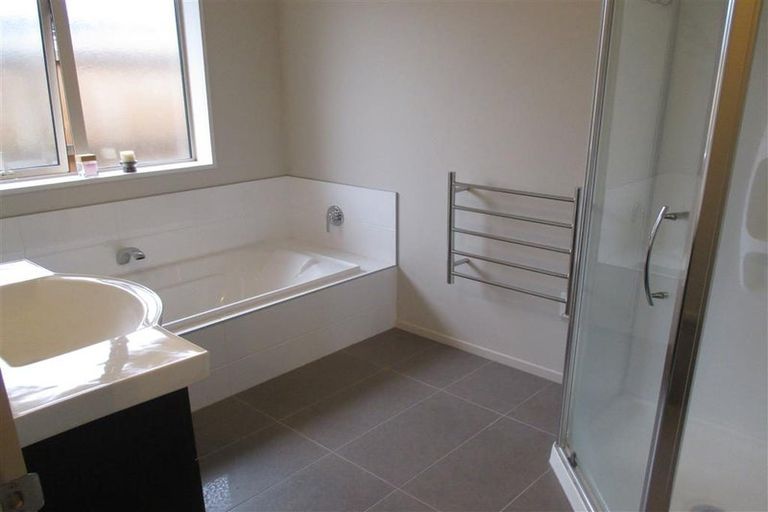 Photo of property in 6 Ashboult Street, Halswell, Christchurch, 8025