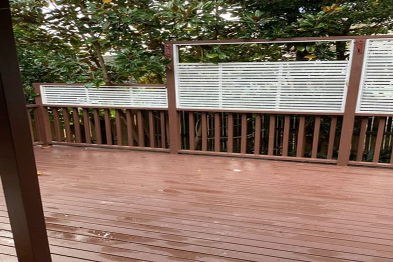 Photo of property in 3/13 Aorangi Place, Birkenhead, Auckland, 0626