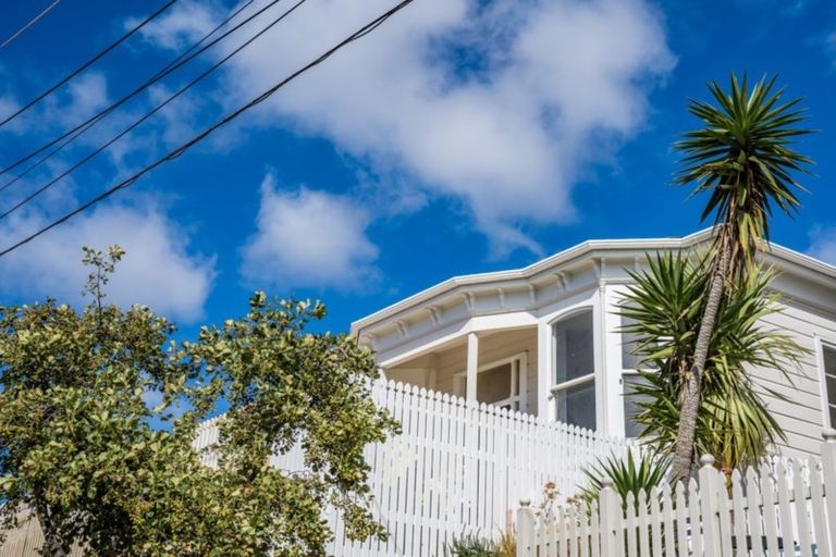 Photo of property in 10 Stanley Street, Dannevirke, 4930