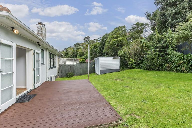 Photo of property in 129 Onslow Road, Khandallah, Wellington, 6035