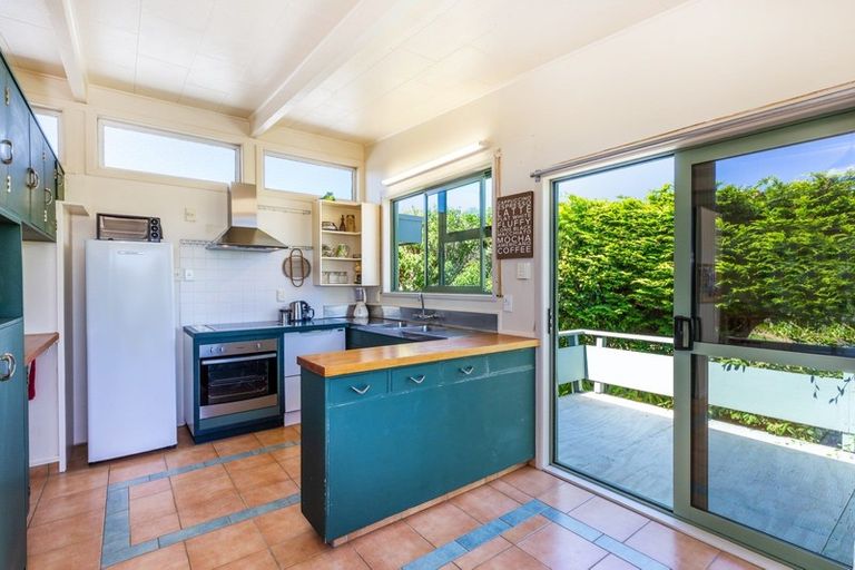 Photo of property in 61 Kurupae Road, Hilltop, Taupo, 3330