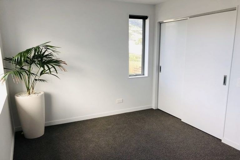 Photo of property in 10/36 Tacy Street, Kilbirnie, Wellington, 6022