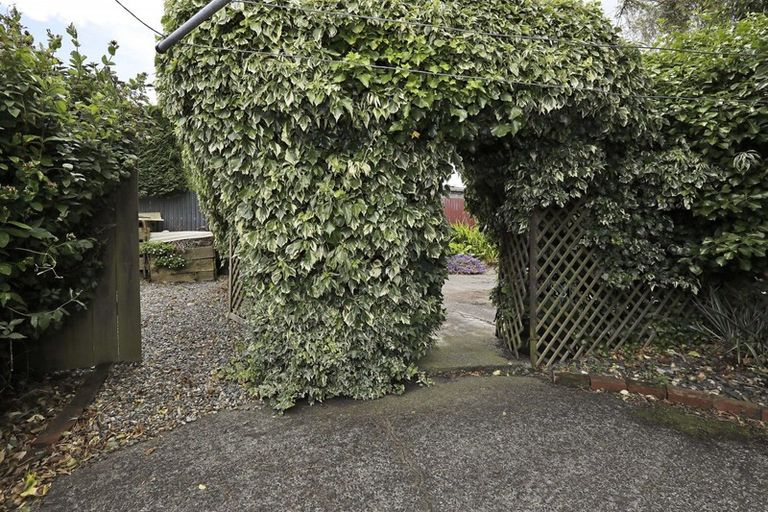 Photo of property in 191 Princes Street, Strathern, Invercargill, 9812