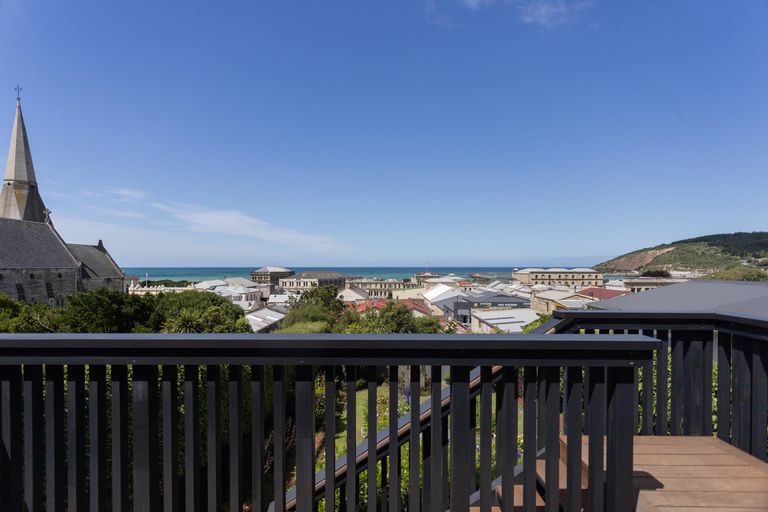 Photo of property in 11 Wharfe Street, South Hill, Oamaru, 9400