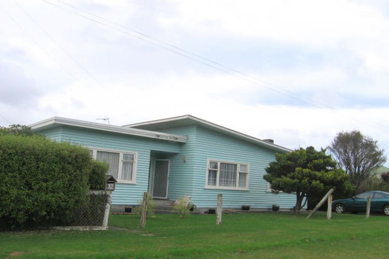 Photo of property in 70 Oxford Street, Tawa, Wellington, 5028