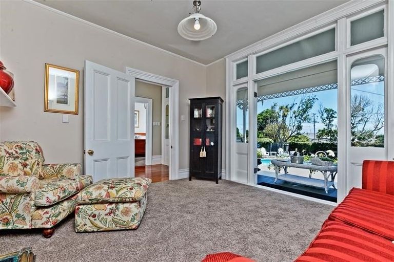 Photo of property in 17 Calliope Road, Devonport, Auckland, 0624