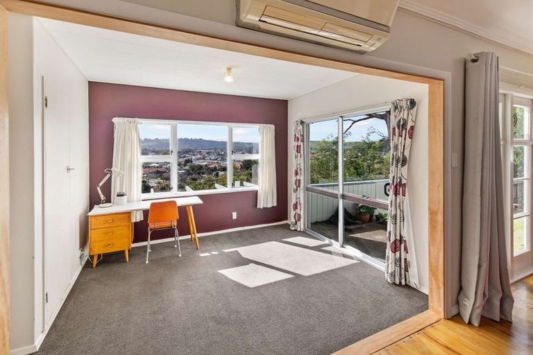 Photo of property in 49 Mount View Road, Bastia Hill, Whanganui, 4500