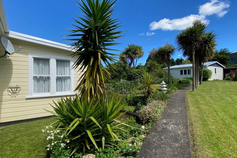 Photo of property in 20 Makomako Street, Pongaroa, 4991