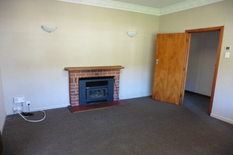 Photo of property in 4 Anderson Road, Taradale, Napier, 4112