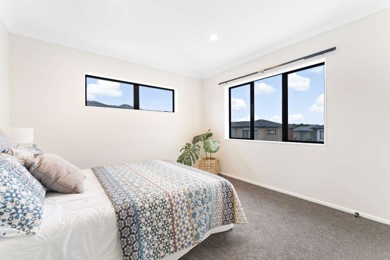 Photo of property in 305a Albany Highway, Rosedale, Auckland, 0632