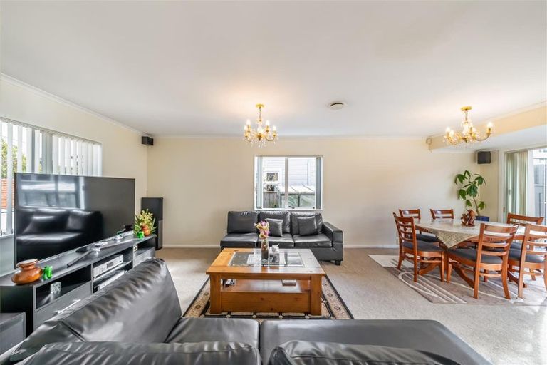 Photo of property in 2/35 Tahi Street, Miramar, Wellington, 6022