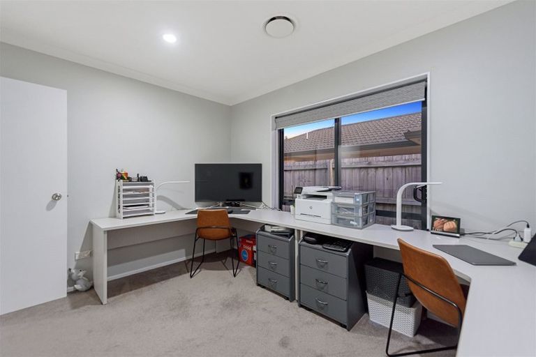 Photo of property in 40a Cairns Crescent, Rototuna, Hamilton, 3210