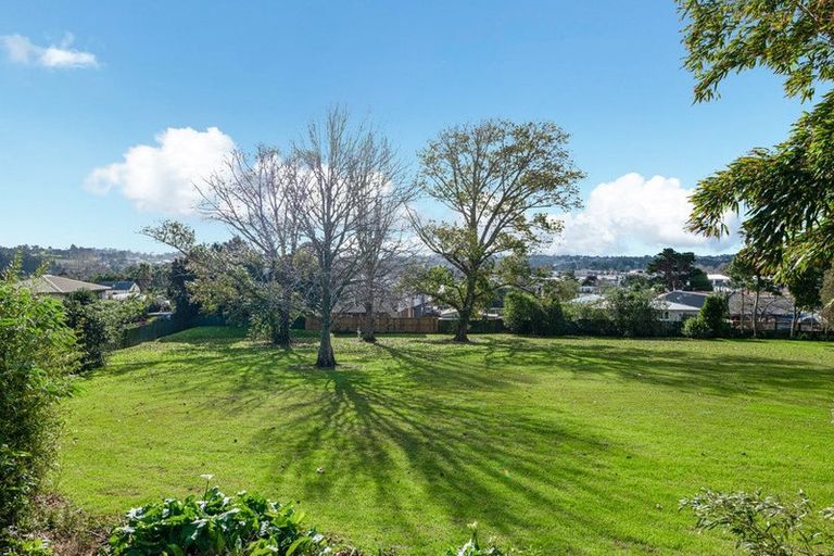 Photo of property in 6a Jillian Drive, Ranui, Auckland, 0612