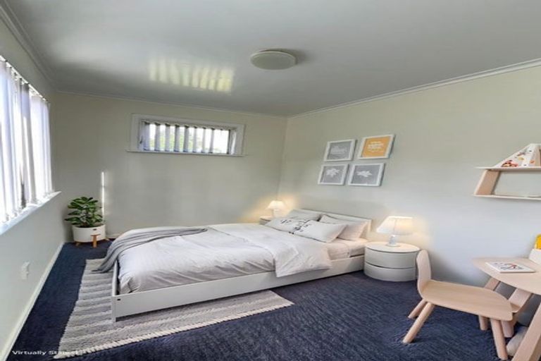 Photo of property in 63 Great South Road, Papakura, 2110