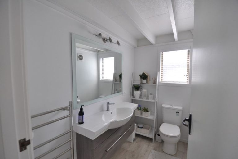 Photo of property in 198 Pauanui Boulevard, Pauanui, Hikuai, 3579