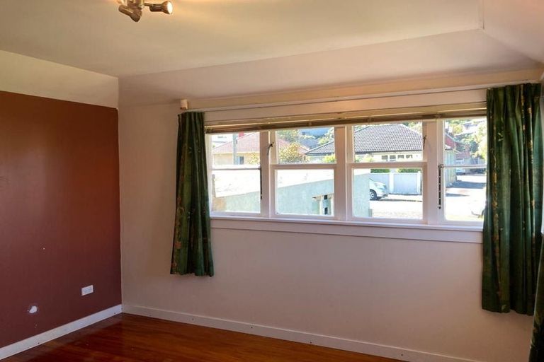 Photo of property in 16 Konini Road, Greenlane, Auckland, 1061