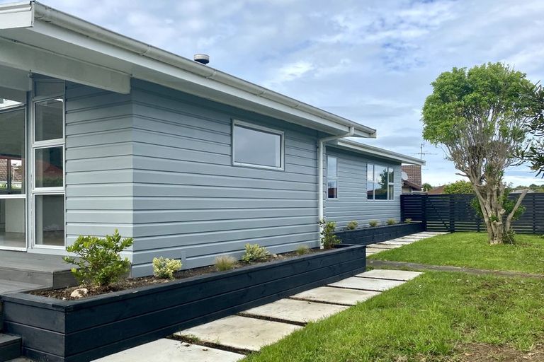 Photo of property in 32 Sylvan Avenue, Waikanae, 5036