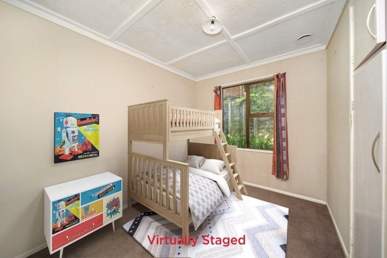 Photo of property in 115 Mangorei Road, Merrilands, New Plymouth, 4312