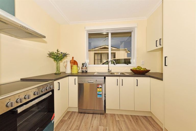 Photo of property in 1/222 Waimairi Road, Ilam, Christchurch, 8041
