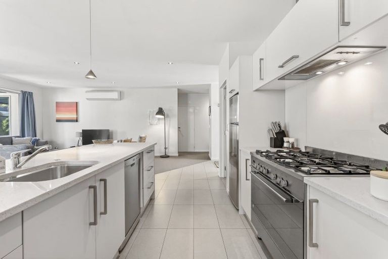 Photo of property in 60 Hedditch Street, Wanaka, 9305