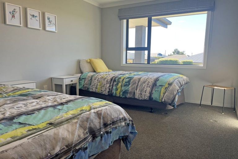 Photo of property in 15 Dove Place, Holmes Hill, Oamaru, 9401