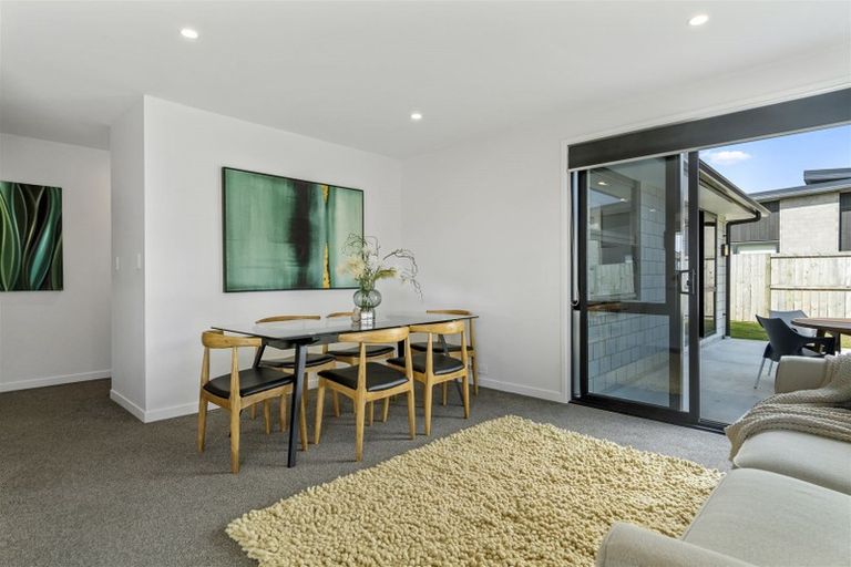 Photo of property in 28 Te Kio Crescent, Papamoa Beach, Papamoa, 3118