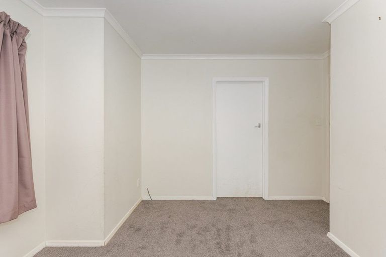Photo of property in 19 Leeds Street, Milson, Palmerston North, 4414