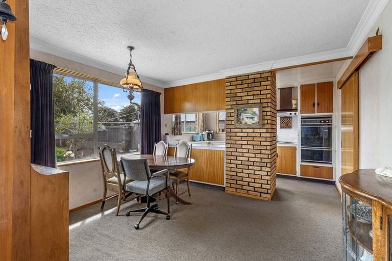 Photo of property in 6 Sequoia Place, Parklands, Christchurch, 8083