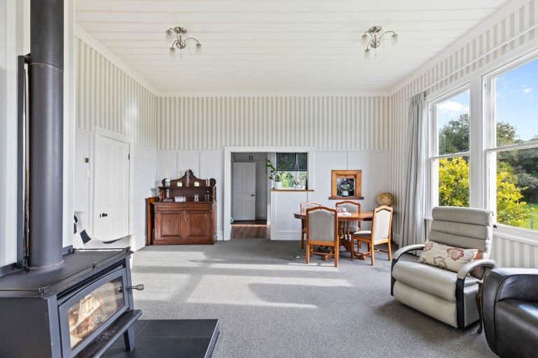 Photo of property in 458 Mountain Road, Lepperton, New Plymouth, 4373