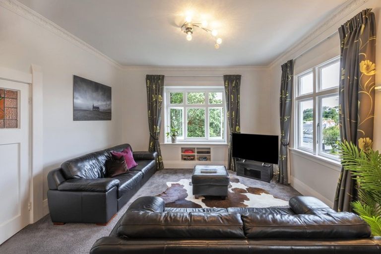 Photo of property in 103 Upland Road, Kelburn, Wellington, 6012