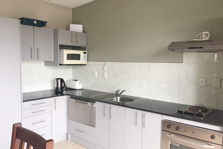 Photo of property in 1b/9 Laidlaw Way, East Tamaki, Auckland, 2019