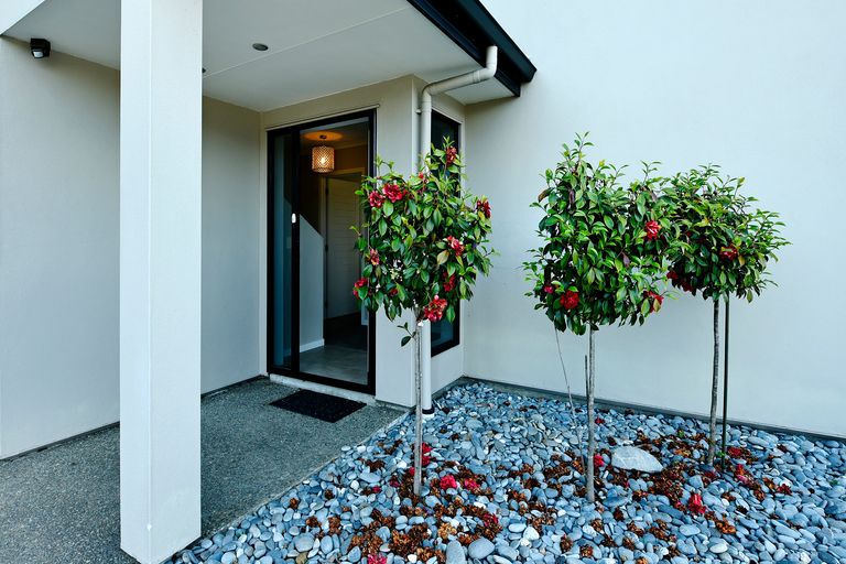 Photo of property in 31 Kendall View, Stoke, Nelson, 7011