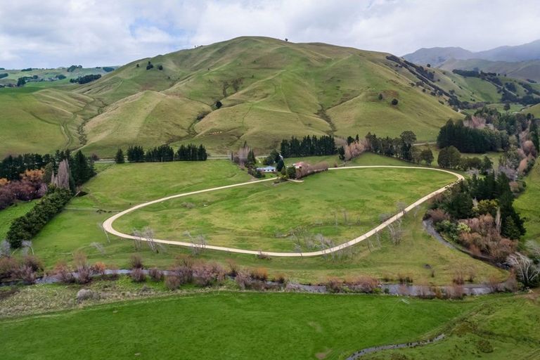 Photo of property in 400 Mikimiki Road, Mikimiki, Masterton, 5881