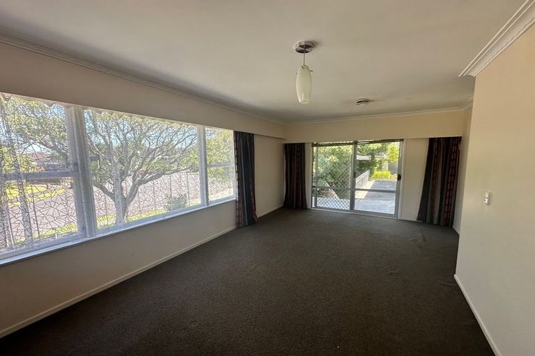 Photo of property in 7 Freshney Place, Hillpark, Auckland, 2102
