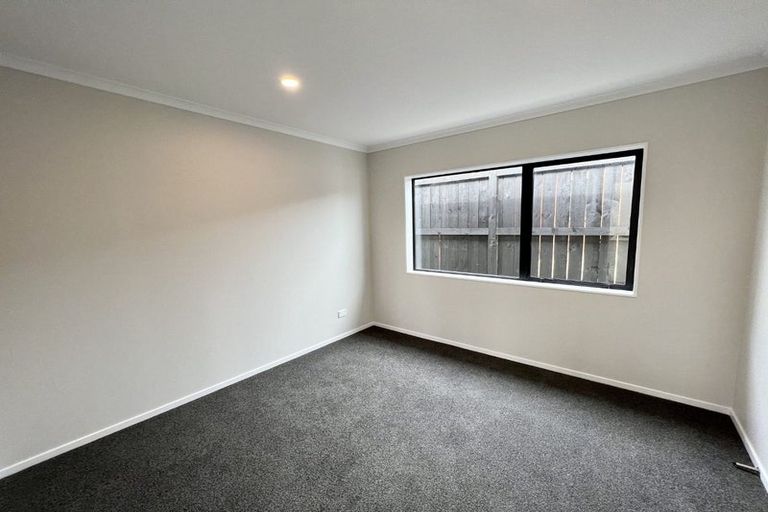 Photo of property in 2/26 Pah Road, Papatoetoe, Auckland, 2025