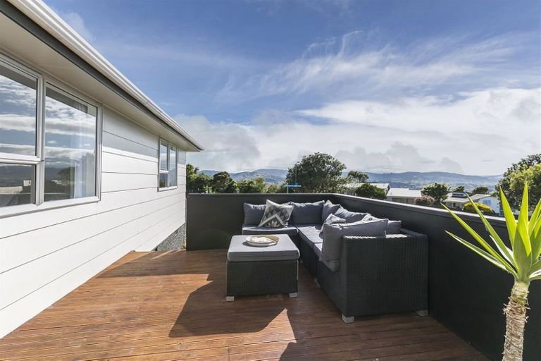 Photo of property in 41 Almora View, Ascot Park, Porirua, 5024
