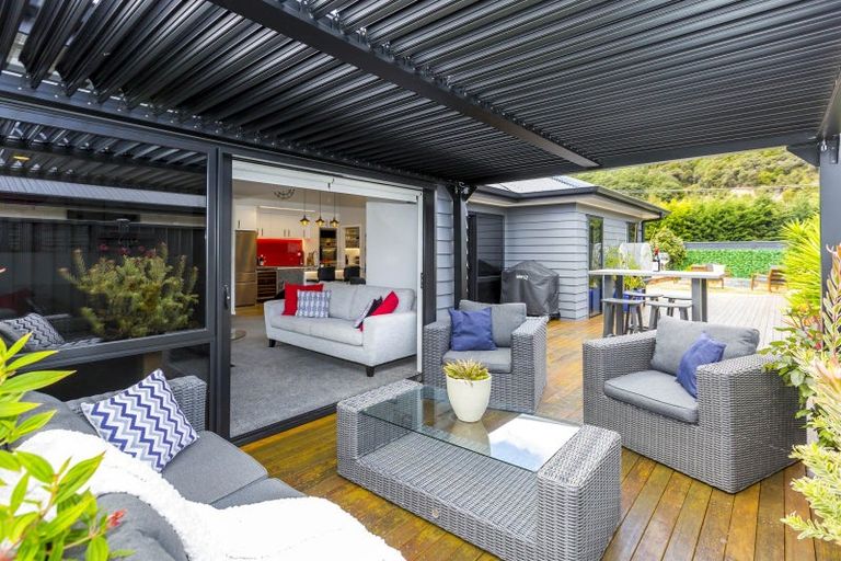 Photo of property in 23 Salisbury Crescent, Wallaceville, Upper Hutt, 5018