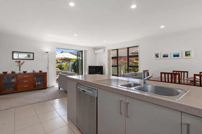 Photo of property in 66 Carrington Drive, Papamoa Beach, Papamoa, 3118