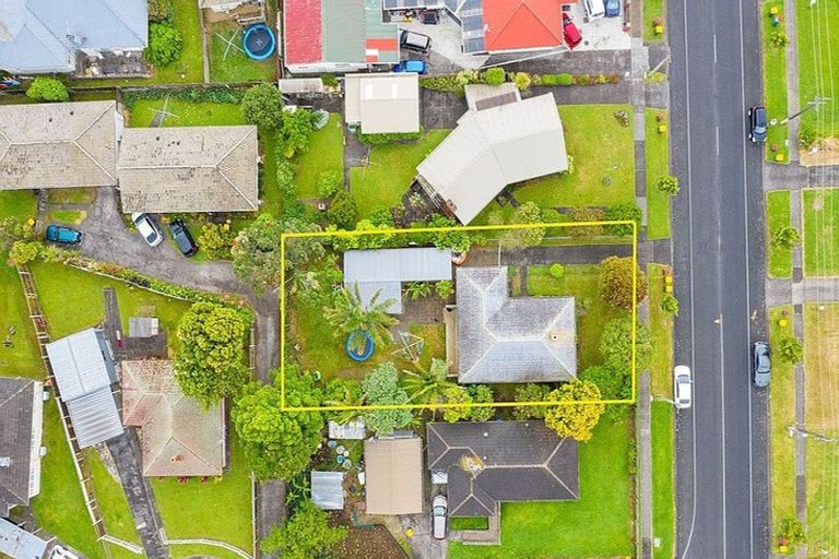 Photo of property in 14 Farmer Street, Mangere East, Auckland, 2024