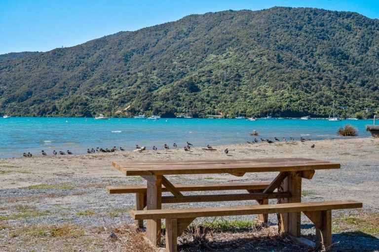Photo of property in 12 Tirimoana Terrace, Anakiwa, Picton, 7281
