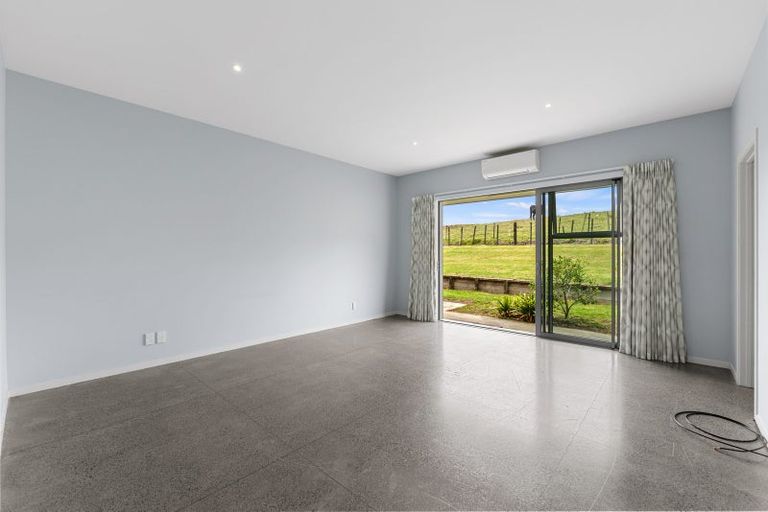 Photo of property in 14b Wairere Road, Waitakere, Henderson, 0782