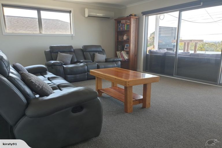 Photo of property in 521 Whangaparaoa Road, Stanmore Bay, Whangaparaoa, 0932