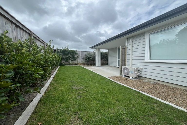 Photo of property in 7a Collingwood Road, Waiuku, 2123