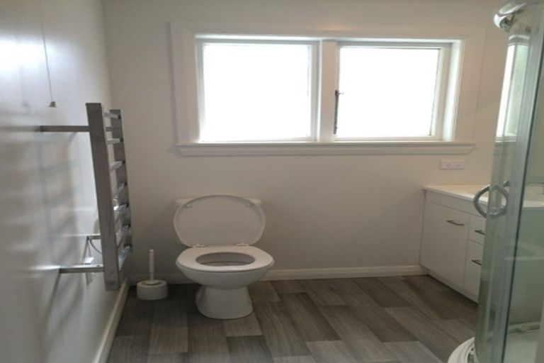 Photo of property in 2/106 Maidstone Road, Ilam, Christchurch, 8041