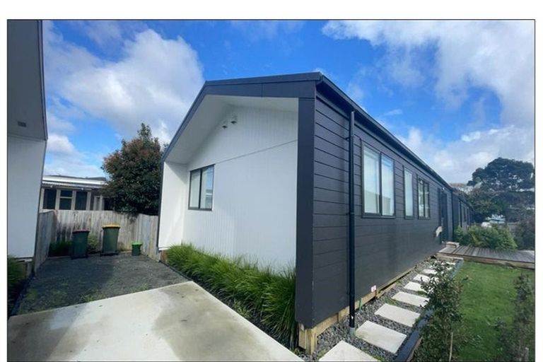 Photo of property in 143 Bucklands Beach Road, Bucklands Beach, Auckland, 2012