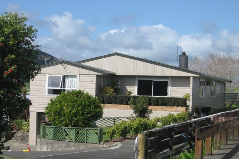 Photo of property in 24 View Street, Maungaturoto, 0520